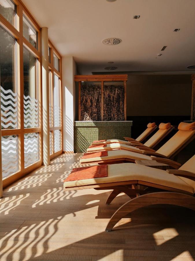 Spa Hotel Zedern Klang Hopfgarten in Defereggen ภายนอก รูปภาพ