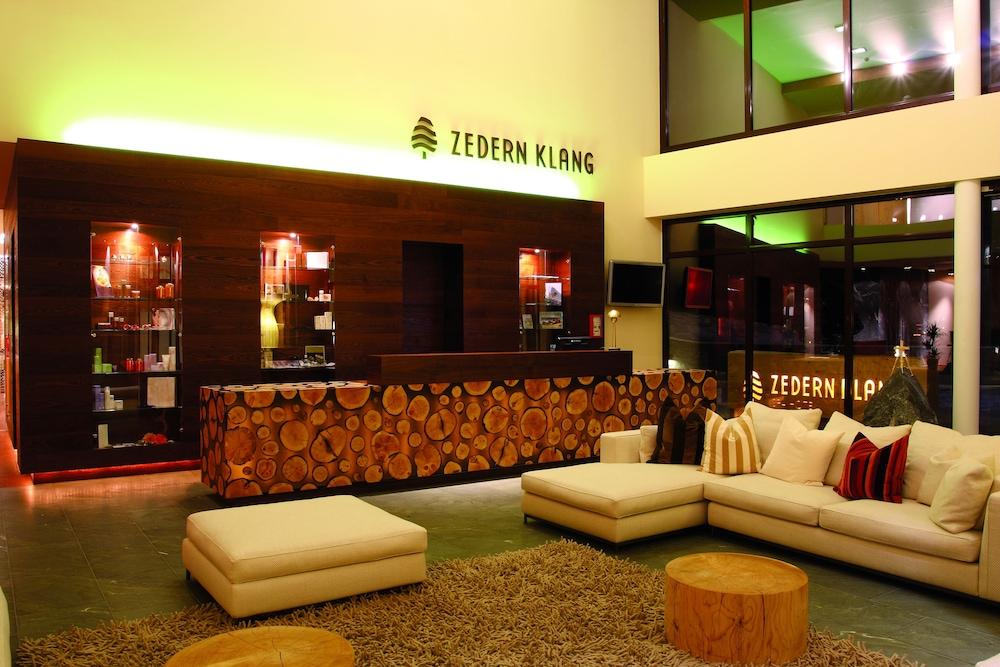Spa Hotel Zedern Klang Hopfgarten in Defereggen ภายนอก รูปภาพ
