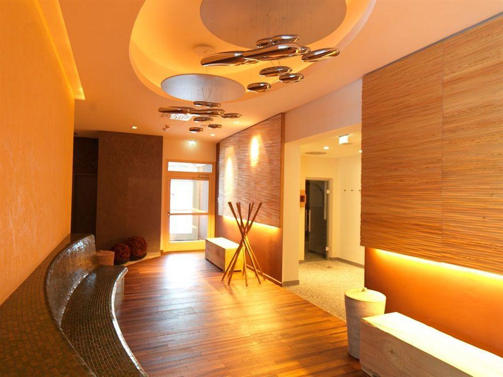 Spa Hotel Zedern Klang Hopfgarten in Defereggen ภายนอก รูปภาพ