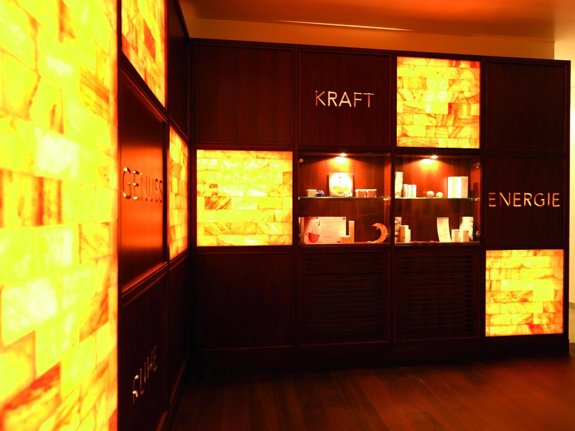Spa Hotel Zedern Klang Hopfgarten in Defereggen ภายนอก รูปภาพ