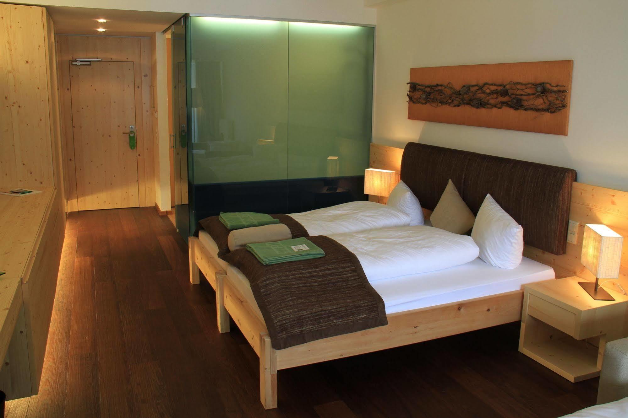 Spa Hotel Zedern Klang Hopfgarten in Defereggen ภายนอก รูปภาพ